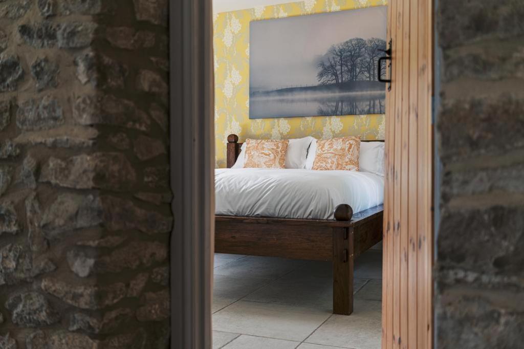 The Blind Bull Hotel Little Hucklow ภายนอก รูปภาพ