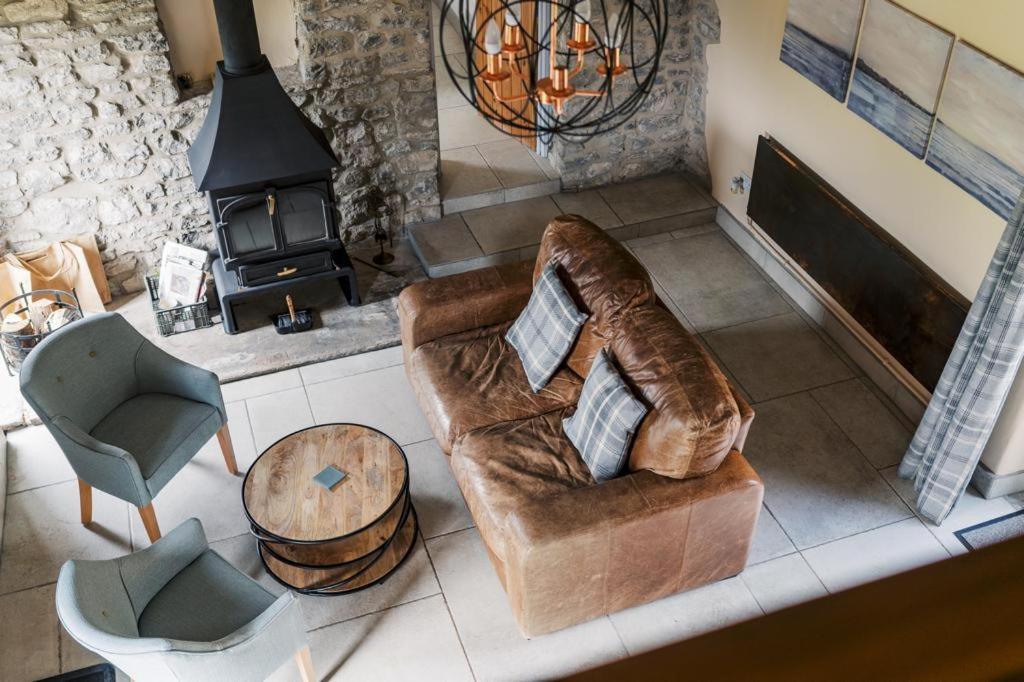 The Blind Bull Hotel Little Hucklow ภายนอก รูปภาพ