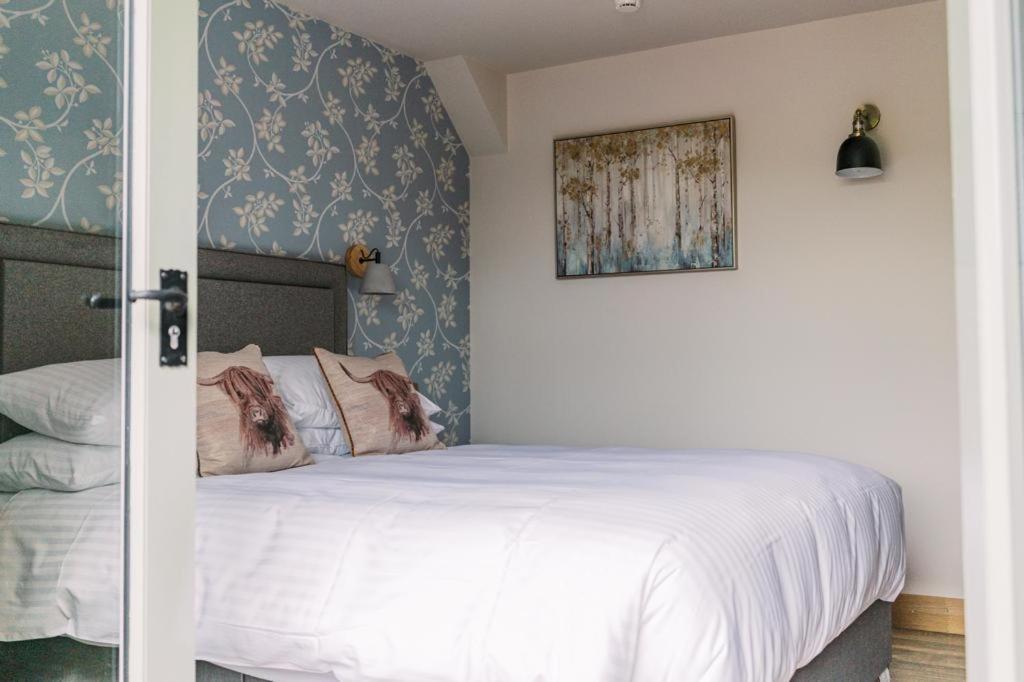 The Blind Bull Hotel Little Hucklow ภายนอก รูปภาพ