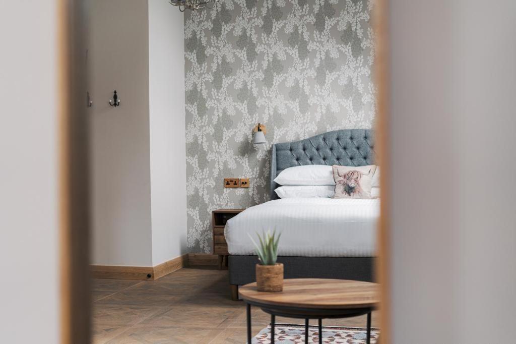 The Blind Bull Hotel Little Hucklow ภายนอก รูปภาพ